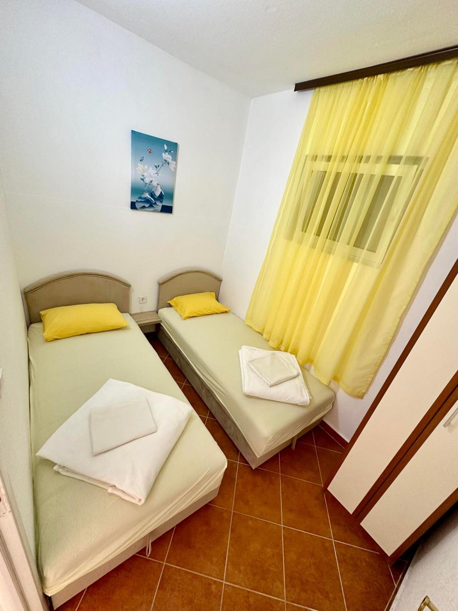 Montenegrina Apartment Budva Exterior foto